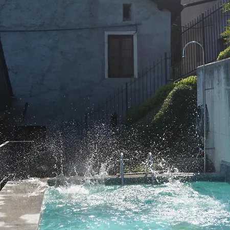 Rosina Con Piscina E Vista * Gravedona