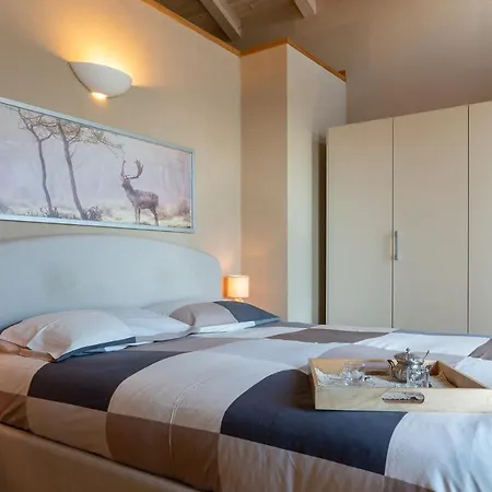 Rosina Con Piscina E Vista 아파트 그라베도나